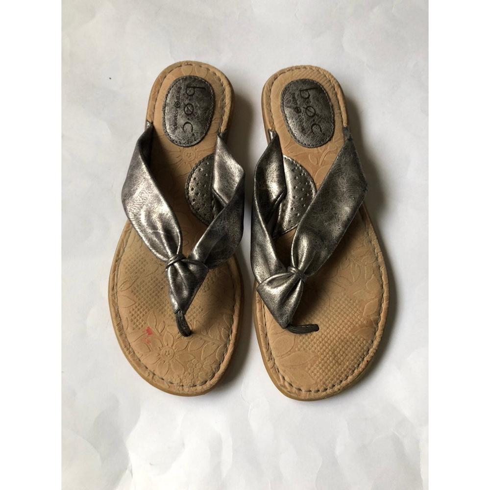 boc Womenโs Slip on Thong Sandals size 7